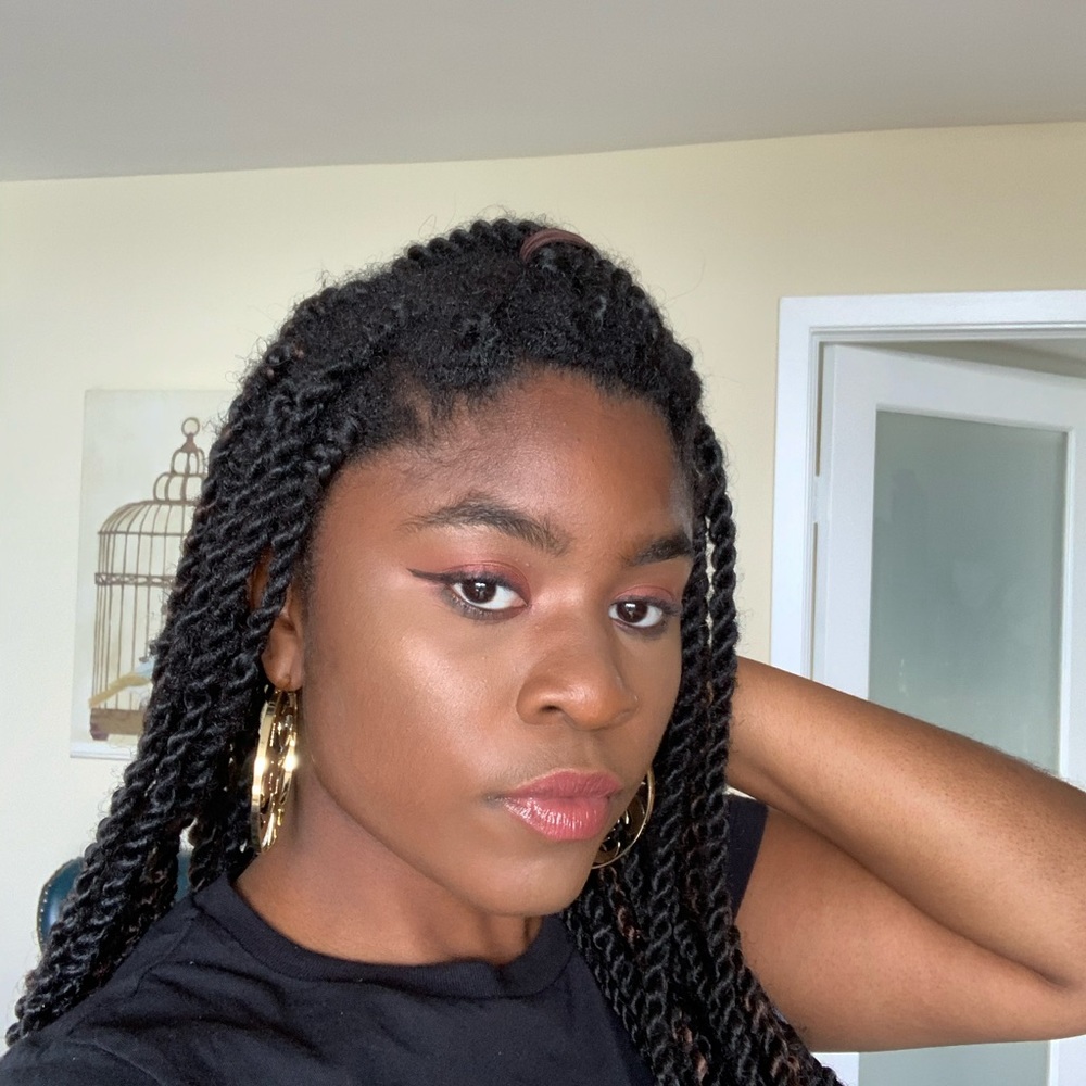 Meet your Posher, Alyssa